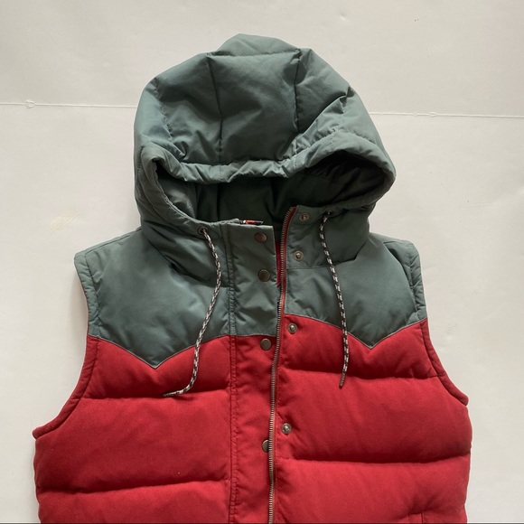 Patagonia Bivy Vest Red Down Hood Puffer L RARE - Picture 9 of 16